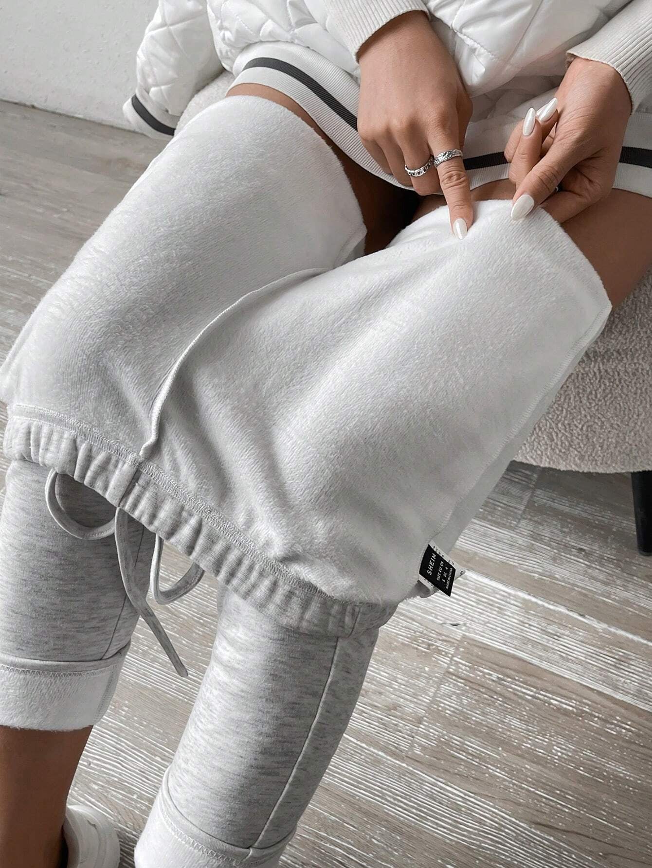 SHEIN Chicease Knot Front Thermal Lined Leggings